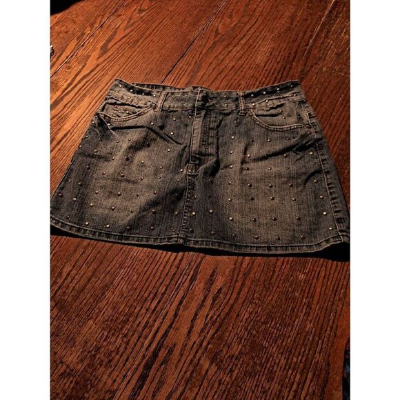 NEESO Premium Denim Mini Skirt Sz 11 Juniors Blue Studded Distressed Waist - Picture 1 of 3